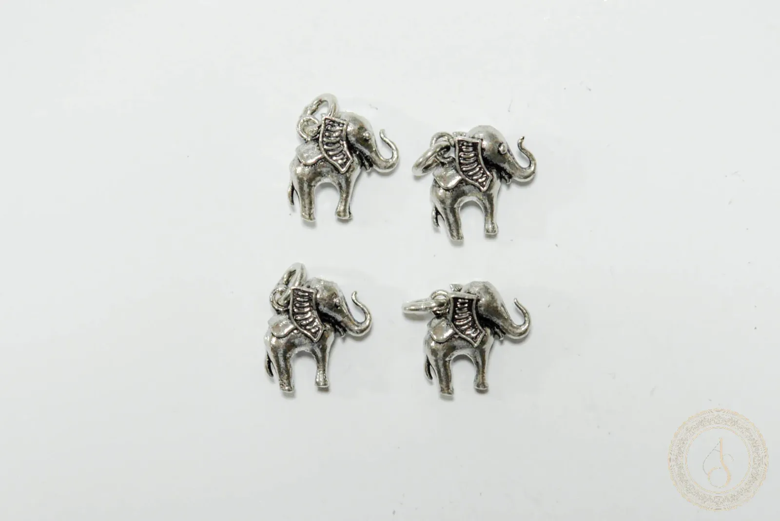 Buying Silver Charms in Bulk: A Practical Wholesale Guide