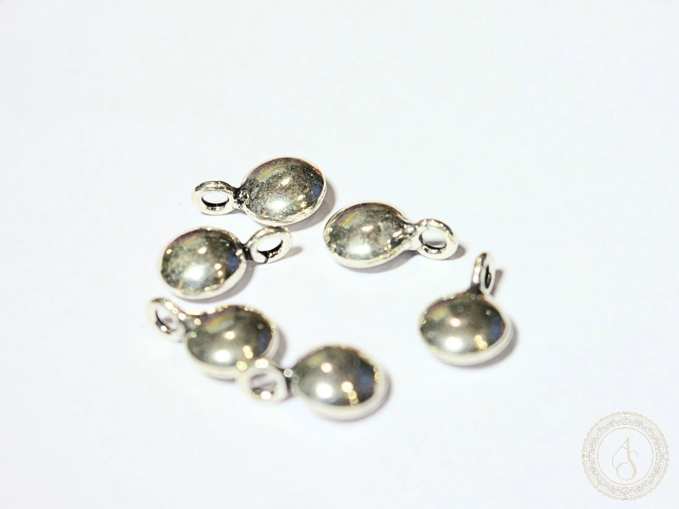 AS-CM-022 - Charms